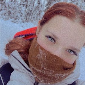 Meet your Posher, Angelica